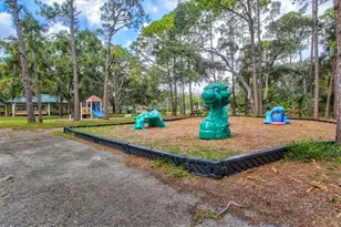 8930 Bloomfield Blvd, Sarasota, FL 34238 - Photo 95