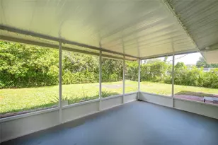 719 32nd Ave W, Palmetto, FL 34221 - Photo 23