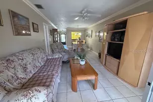 2664 Woodgate Ln, Sarasota, FL 34231 - Photo 5