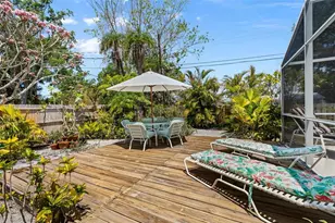 139 Adair Ave, Sarasota, FL 34243 - Photo 3