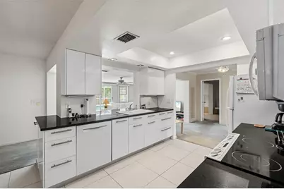 139 Adair Avenue, Sarasota, FL 34243 - Photo 25