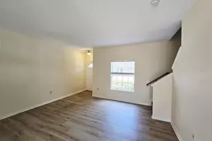 7743 Plantation Cir, University Park, FL 34201 - Photo 3