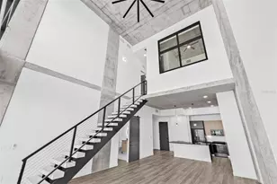 221 Main St N, Saint Petersburg, FL 33716 - Photo 11