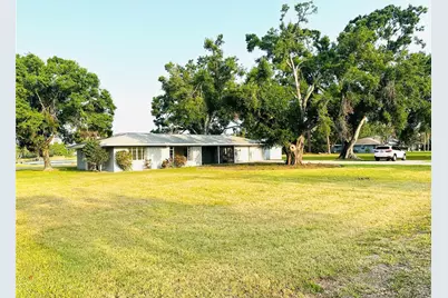 4634 McIntosh Road, Sarasota, FL 34233 - Photo 1