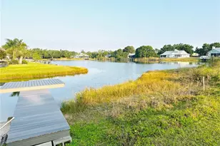 4634 McIntosh Rd, Sarasota, FL 34233 - Photo 3