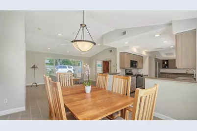 4771 Riverwood Circle, Sarasota, FL 34231 - Photo 9