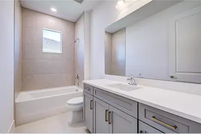 8218 Nevis Run, Lakewood Ranch, FL 34202 - Photo 29