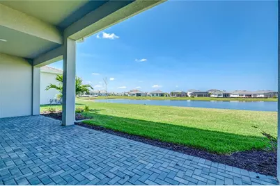 8218 Nevis Run, Lakewood Ranch, FL 34202 - Photo 7