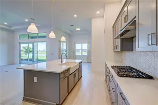 8218 Nevis Run, Lakewood Ranch, FL 34202 - Photo 5