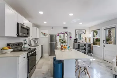 161 Golden Gate Point #4, Sarasota, FL 34236 - Photo 13