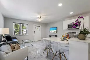 161 Golden Gate Point, Sarasota, FL 34236 - Photo 17