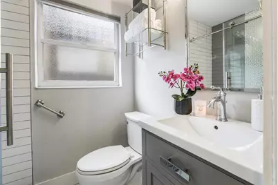 161 Golden Gate Point #4, Sarasota, FL 34236 - Photo 19