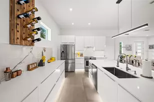 2375 Waldemere St, Sarasota, FL 34239 - Photo 11