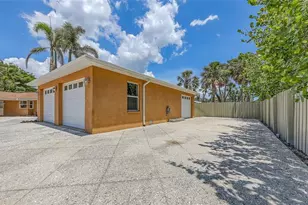 1203 Lyric Ln, Sarasota, FL 34242 - Photo 35