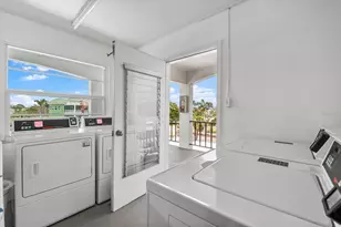 5600 Beach Way Dr, Sarasota, FL 34242 - Photo 33