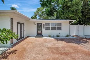 2363 Milford Cir, Sarasota, FL 34239 - Photo 3