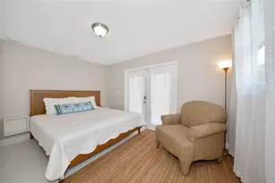 2363 Milford Cir, Sarasota, FL 34239 - Photo 25