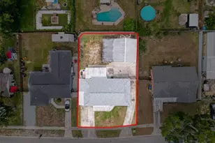 2214 Elise Marie Dr, Seffner, FL 33584 - Photo 5