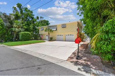 10104 Sandpiper Road E, Bradenton, FL 34209 - Photo 5