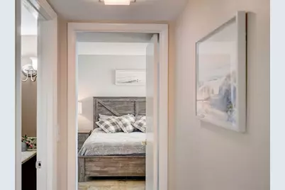 2425 Gulf Of Mexico Drive #14B, Longboat Key, FL 34228 - Photo 13