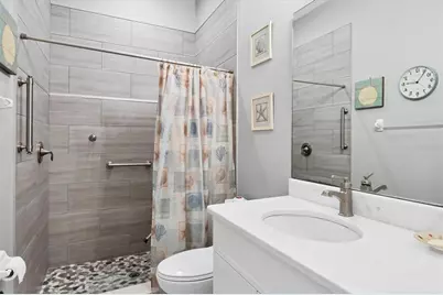 6636 35th Court E, Sarasota, FL 34243 - Photo 33