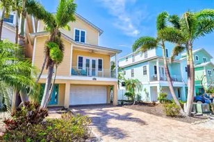 145 50th St, Holmes Beach, FL 34217 - Photo 3