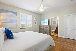 145 50th St, Holmes Beach, FL 34217 - Photo 39