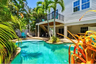 145 50th St, Holmes Beach, FL 34217 - Photo 69