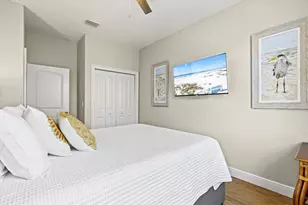 145 50th St, Holmes Beach, FL 34217 - Photo 43