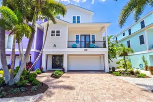 145 50th St, Holmes Beach, FL 34217 - Photo 3