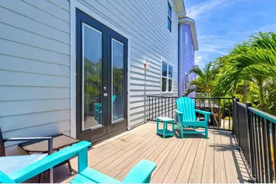 145 50th St, Holmes Beach, FL 34217 - Photo 23