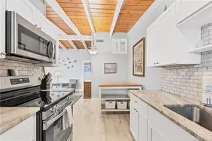 6006 Midnight Pass Rd, Sarasota, FL 34238 - Photo 9