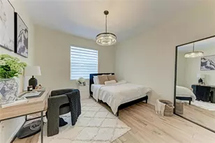 7327 38th Ct E, Sarasota, FL 34243 - Photo 29