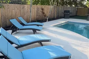 4460 Emerald Ridge Dr, Sarasota, FL 34233 - Photo 7