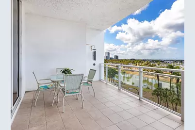 1233 N Gulfstream Avenue #401, Sarasota, FL 34236 - Photo 11