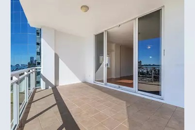 1233 N Gulfstream Avenue #401, Sarasota, FL 34236 - Photo 11