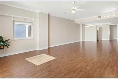 1233 N Gulfstream Avenue #401, Sarasota, FL 34236 - Photo 15