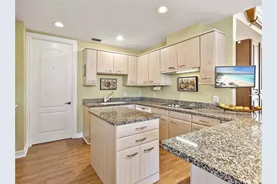 1233 N Gulfstream Avenue #401, Sarasota, FL 34236 - Photo 7