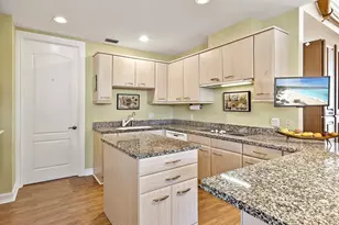 1233 N Gulfstream Ave, Sarasota, FL 34236 - Photo 7