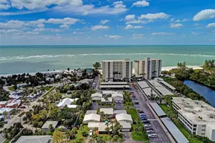 101 Whispering Sands Dr, Sarasota, FL 34242 - Photo 47