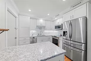 101 Whispering Sands Dr, Sarasota, FL 34242 - Photo 13