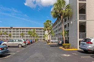 3072 Lake Bayshore Dr, Bradenton, FL 34205 - Photo 31