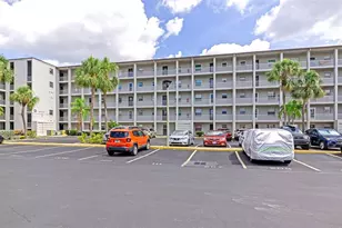 3072 Lake Bayshore Dr, Bradenton, FL 34205 - Photo 43