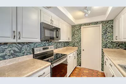 222 Beach Road #7, Sarasota, FL 34242 - Photo 19