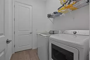 17632 Santorini Ct, Venice, FL 34293 - Photo 37