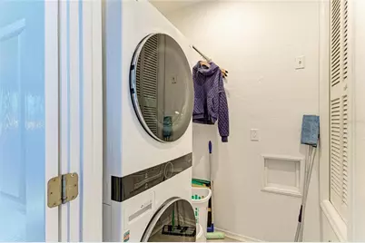 8963 Fishermens Bay Drive, Sarasota, FL 34231 - Photo 59