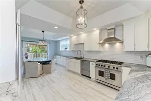 8963 Fishermens Bay Dr, Sarasota, FL 34231 - Photo 35