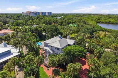 8963 Fishermens Bay Drive, Sarasota, FL 34231 - Photo 77