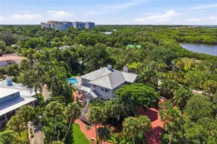 8963 Fishermens Bay Dr, Sarasota, FL 34231 - Photo 77