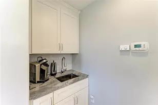 8963 Fishermens Bay Dr, Sarasota, FL 34231 - Photo 33